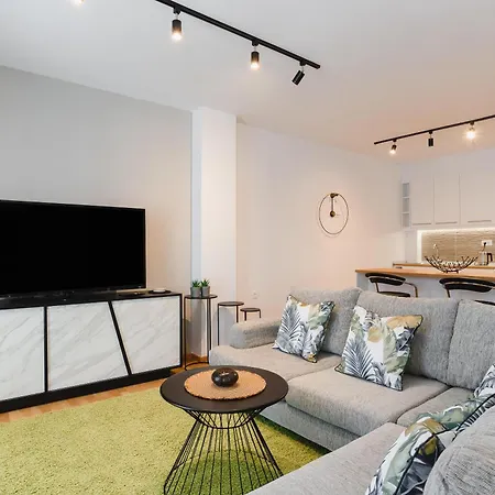 Mandraki Center * Родос